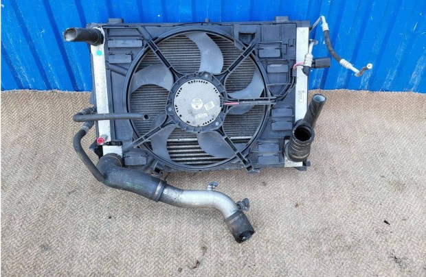 BMW 5 E60, E61 520 gyri D11617798101 intercooler cs
