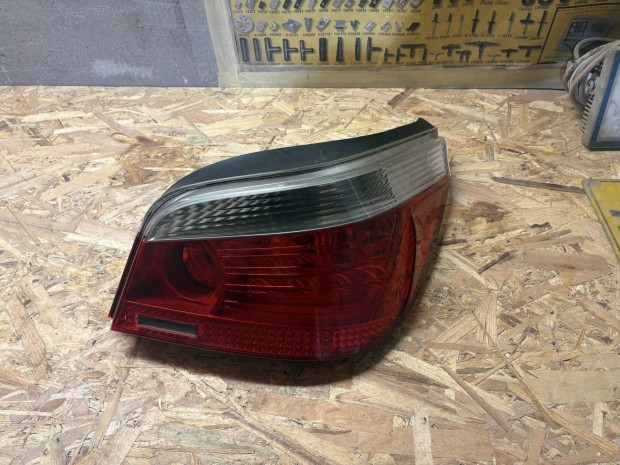 BMW 5 E60 jobb hátsó lámpa