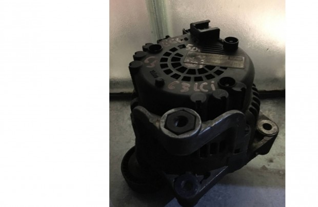 BMW 5-S Sorozat E60 550i genertor