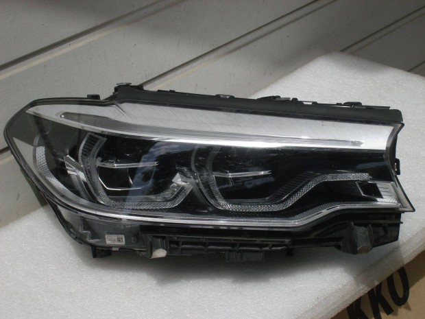 BMW 5-ös G30 G31 Fényszóró Adaptive Led Jobb első 7214962-03 2016-tól