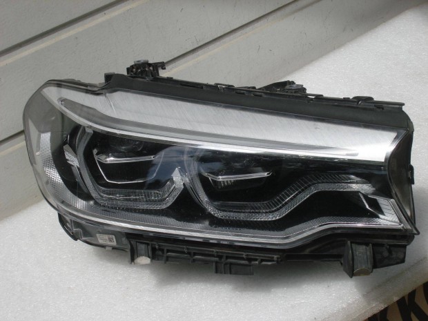 BMW 5-ös G30 G31 Fényszóró Adaptive Led Jobb első 7214962-03 2016-tól