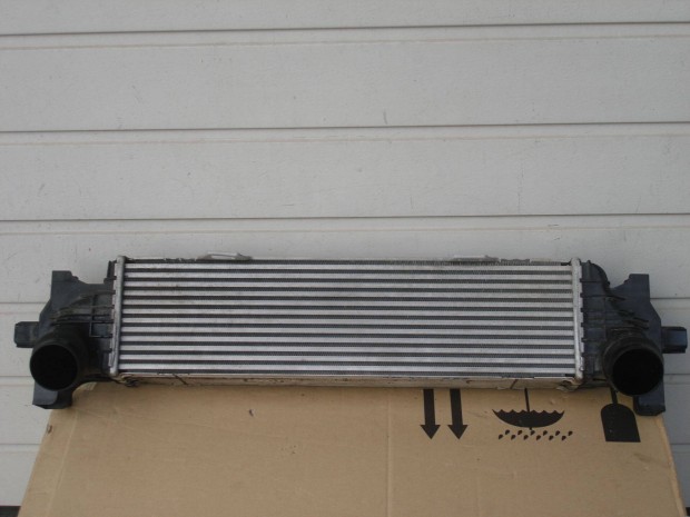 BMW 5-ös G30 G31 Gyári Intercooler Hűtő 8576509 2017-től
