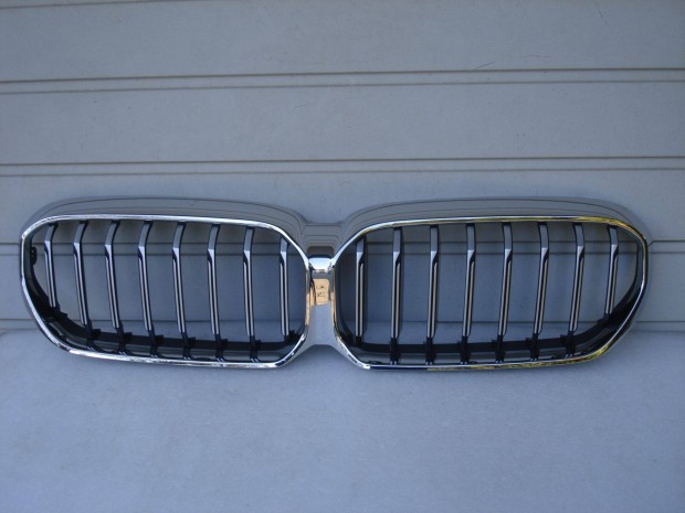 BMW 5-ös G30 G31 LCI Hűtődíszrács Gyári 5113185178 2020-tól Hibátlan
