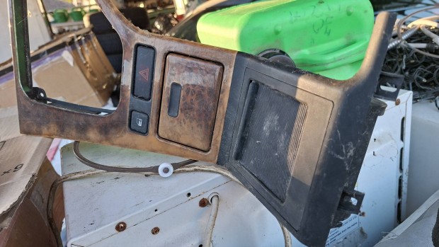 BMW 5-s els hamtl- konzol,hibtlan mkdssel!