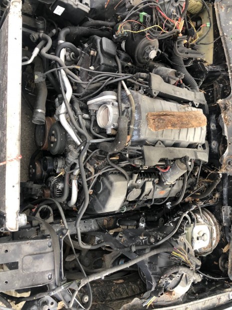 BMW 645 i csak motor elad