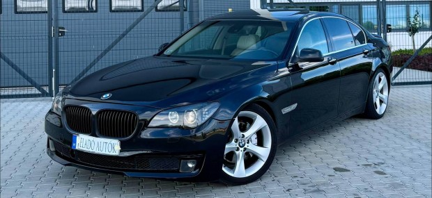 BMW 730d (Automata) /// M Pakett /// Naptető /...