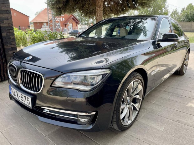 BMW 740d xdrive (Automata) Individual-Magyarors...
