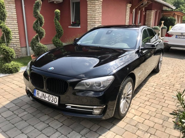 BMW 740d xdrive (Automata) Tipp-topp