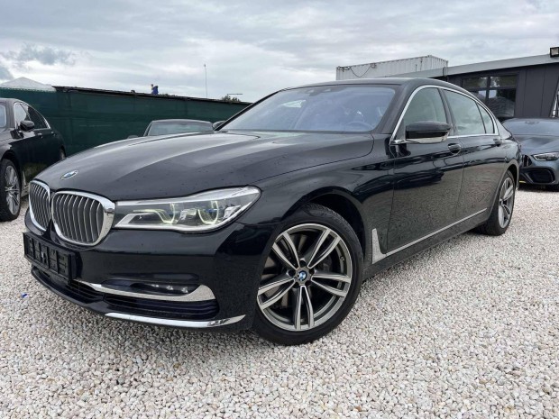 BMW 750Li (Automata)