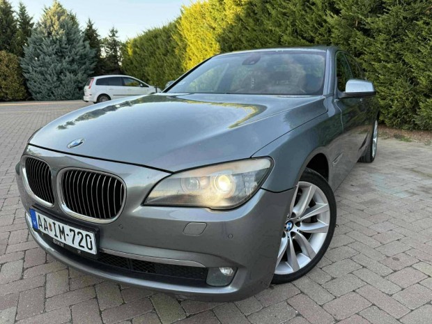 BMW 7-Es Sorozat 730d (Automata)