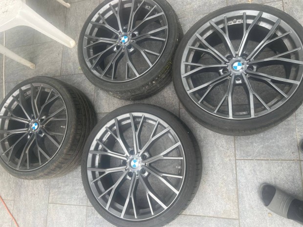 BMW Alufelni jó gumikkal
