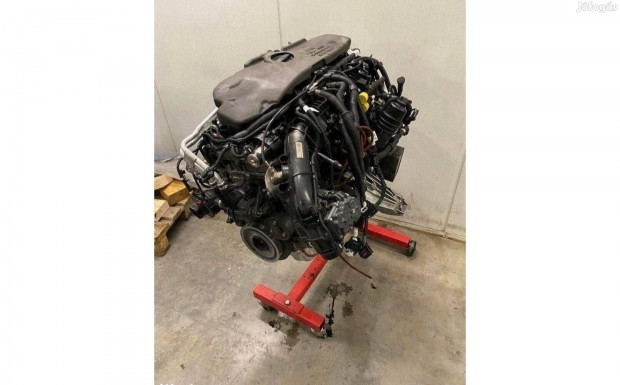 BMW B57D30A motor (30d 265Le, fűzött blokk hengerfejjel)