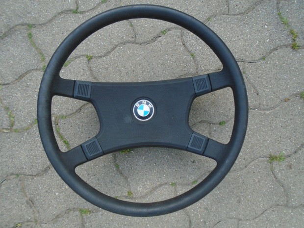 BMW E12 E23 E24 kormány eladó