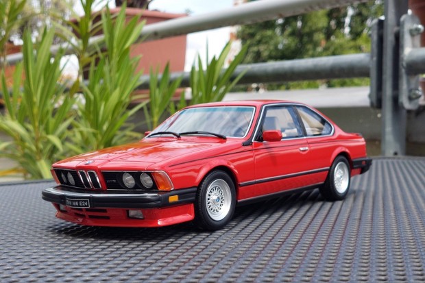 BMW E24 M6 1:18 Ottomobile 1/18