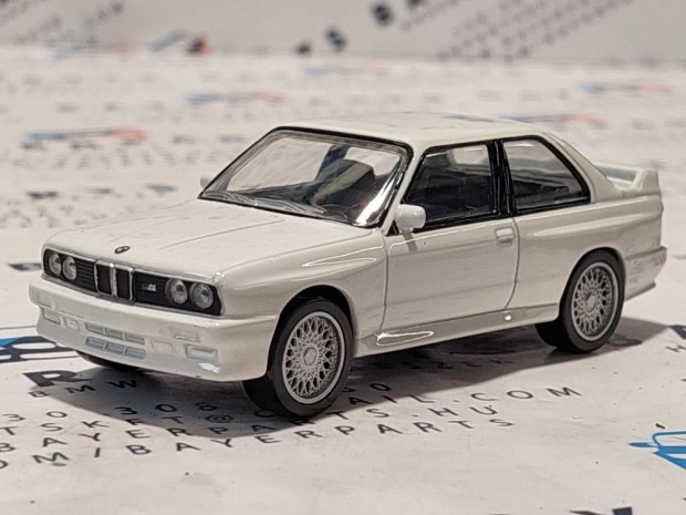 BMW E30 M3 (1986) - fehr -  Norev - 1:43