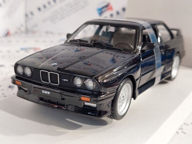 BMW E30 M3 (1988) - fekete - Bburago - 1:24