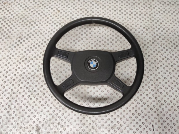 BMW E30 gyri 4 klls kormny