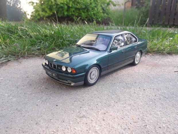 BMW E34 M5 1:18 1/18 Ottomobile