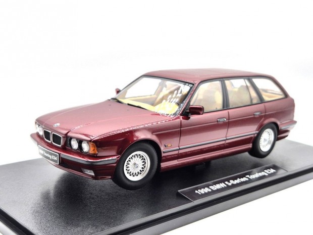 BMW E34 Touring (1996) - bordó - Triple9 - 1:18