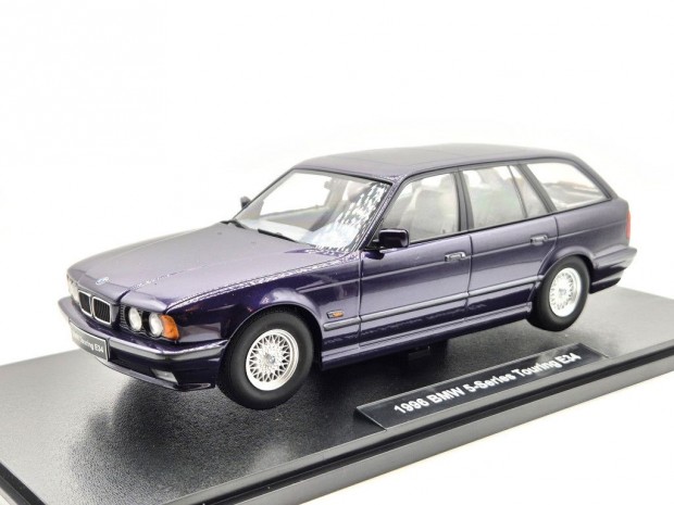 BMW E34 Touring (1996) - lila - Triple9 - 1:18