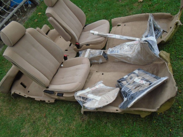 BMW E34 beige bels� elad�