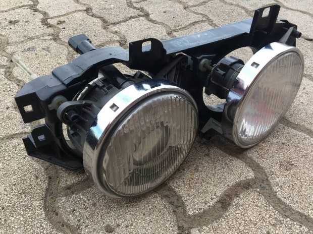BMW E34 gyri Hella motoros fnyszr lmpa