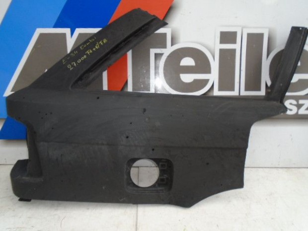 BMW E34 kombi jobb h�ts� s�rv�d�