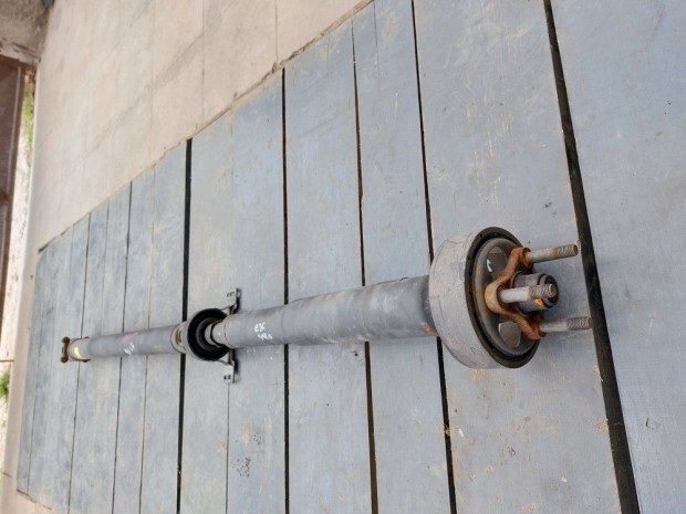 BMW E36 316i 318i 318is M40 M42 M43 M44 manu�lis kard�n kard�ntengely