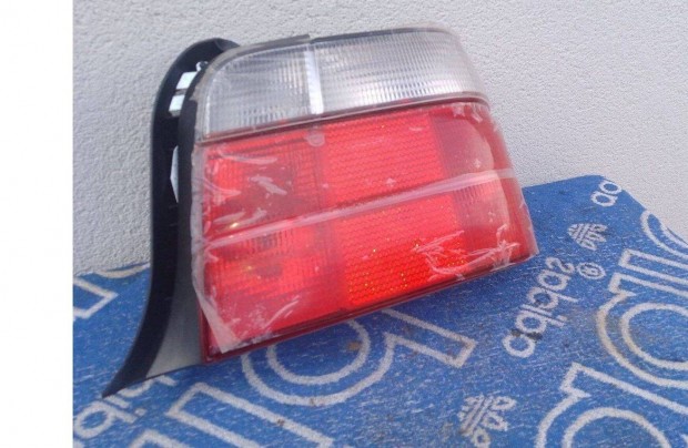 BMW E36 compact új Ulo jobb hátsó lámpa