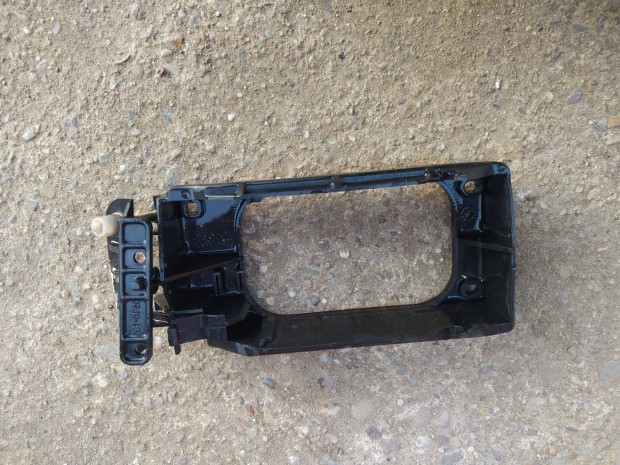 BMW E36 jobb oldali ködlámpa tartó eladó!