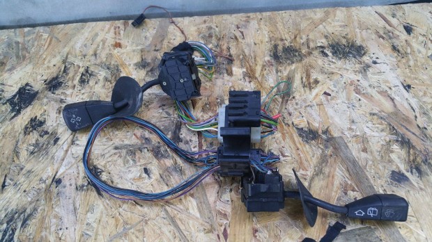 BMW E36 kormnykapcsol bajuszkapcsol index kapcsol