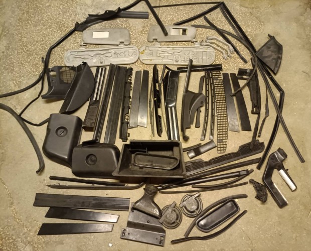 BMW E36 manyag s fm bels s kls elemek! olcsn fillrekrt ! 