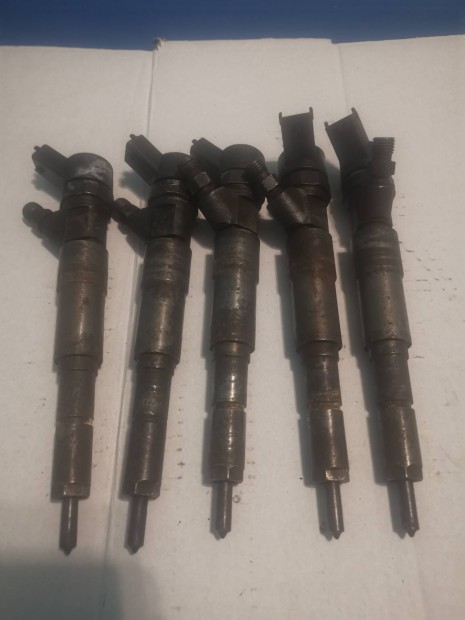 BMW E38 E39 530d 570d M70 184le 0445110 029 Bosch porlasztcscs 