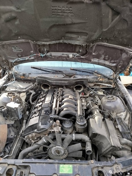 BMW E39 520i M52B20 motor blokk