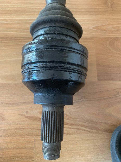 BMW E39 530,525 D bontott fltengely