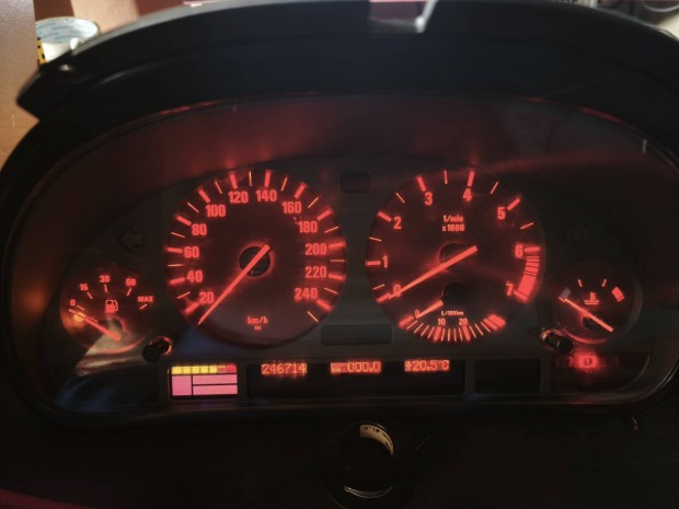 BMW E39 benzines nagy board �racsoport