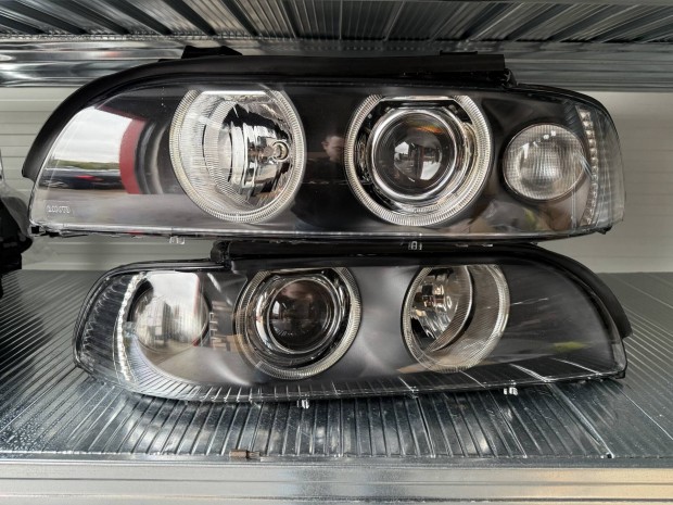 BMW E39 gyári xenon fényszóró lámpa. Felújított!