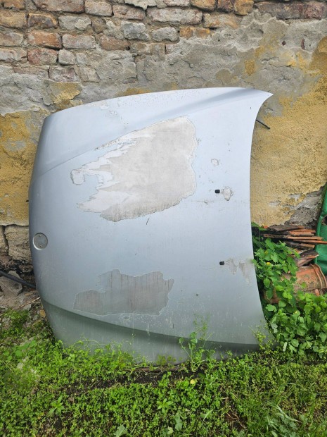 BMW E39 motorháztető