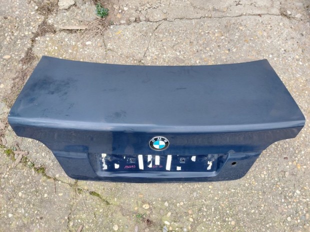 BMW E39 sedan kk dunkelblau  csomagtr ajt fedl csomagtart