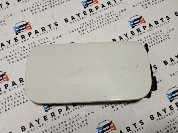 BMW E39 sedan touring feh�r tank fed�l ajt� sapka tankfed�l