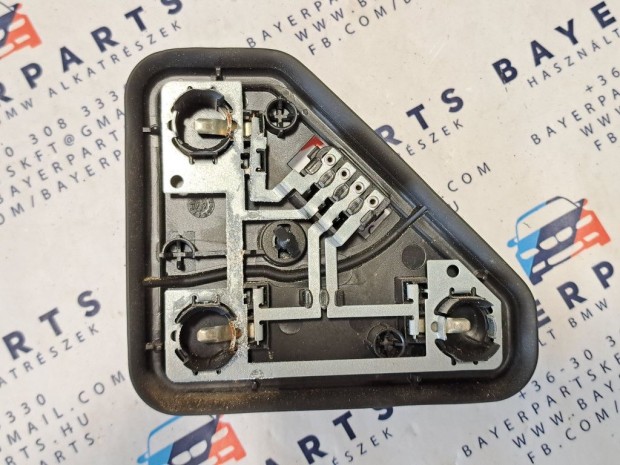 BMW E39 touring bal h�ts� csomagt�r l�mpa foglalat