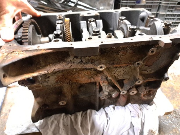 BMW E46 316 316i M43 M43TUB16 164E3 fztt motor motorblokk