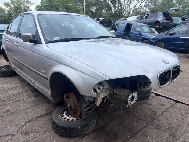 BMW E46 320D (2000) 204D1 Alkatrszek #M2885