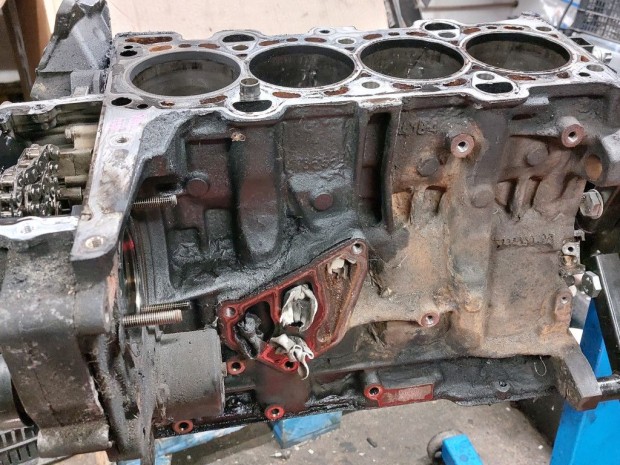 BMW E46 320d 150le 204D4 M47TUD20 M47 diesel motor fűzötten