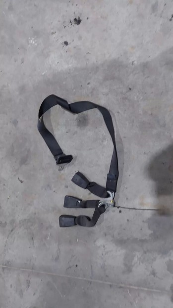 BMW E46 98- H�ts� �l�ssor �l�s sor biztons�gi �v csat csatt 0147