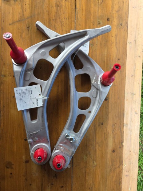 BMW E46 Els� leng�kar szett