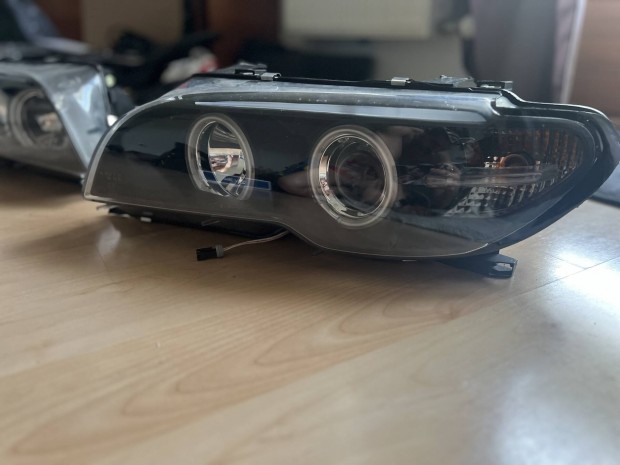 BMW E46 Facelift coupe l�mpa 