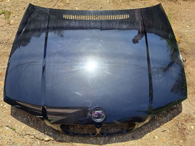 BMW E46 coupe cabrio fekete black sapphire motorháztető géptető