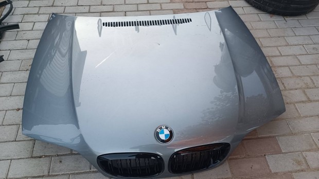 BMW E46 coupe facelift rozsdamentes gyri motorhztet