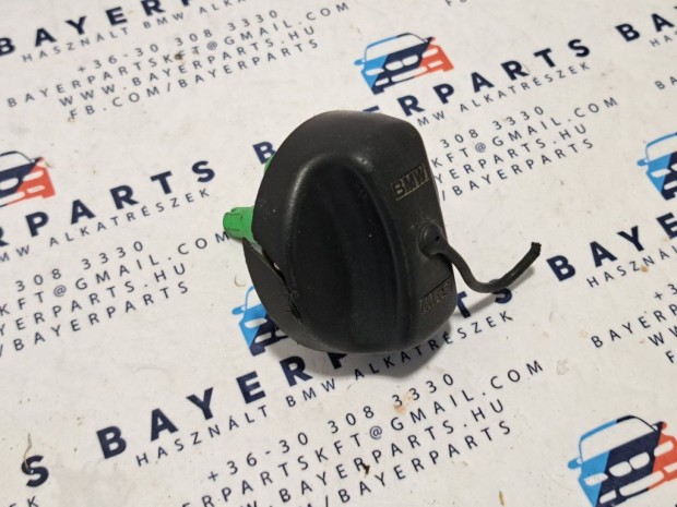 BMW E46 diesel tanksapka - s�r�lt